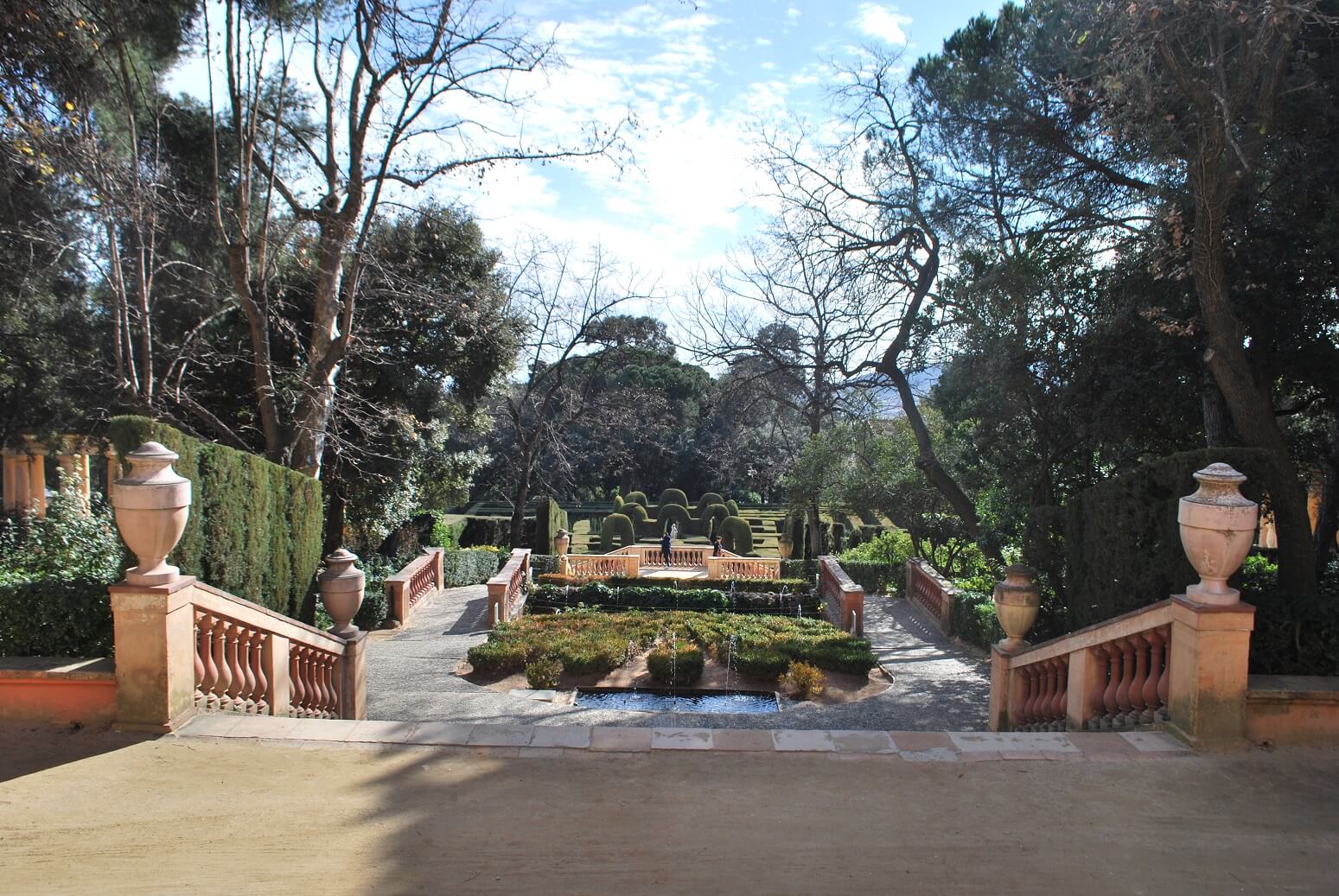 Parque De Laberinto De Horta 2